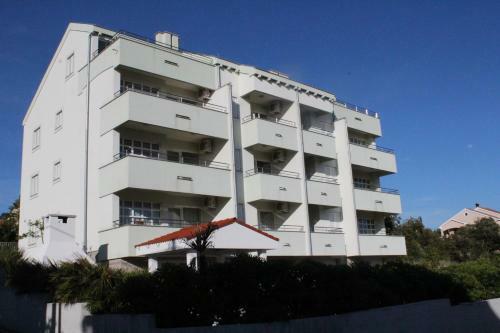 Apartamentos Villa Laurus