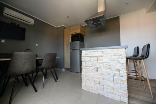 Apartments M
