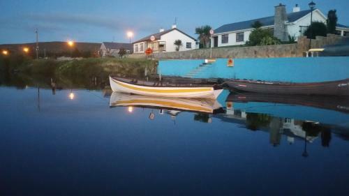 Dungloe Apartments 1 Bedr Town Centre