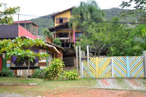 Casa Magica Em Meio A Natureza