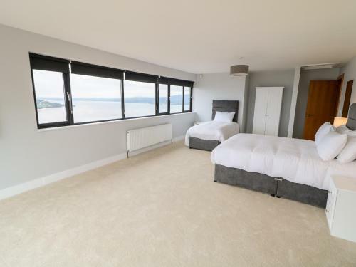 3 Harbour View