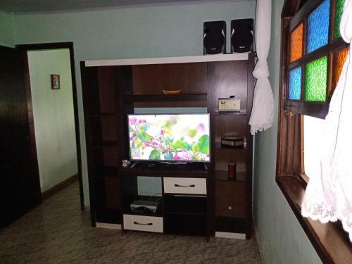 Casa De Praia Em Jacon� - Centro De Jacone - Com�rcios E Mercado!