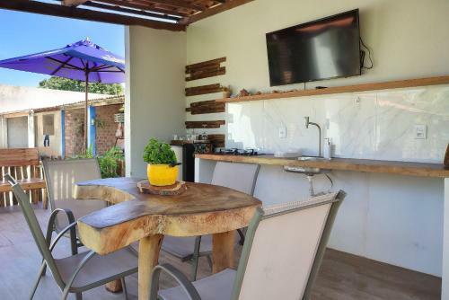 Divino Chal� Com Espa�o Gourmet