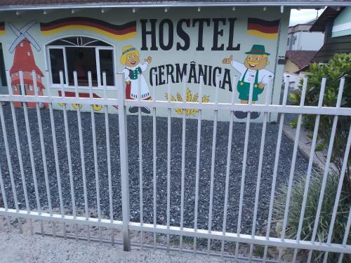 Hostel Germ�nica
