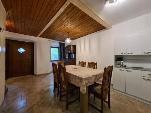 House Krnica 2120