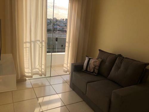 Apartamento Com Varanda