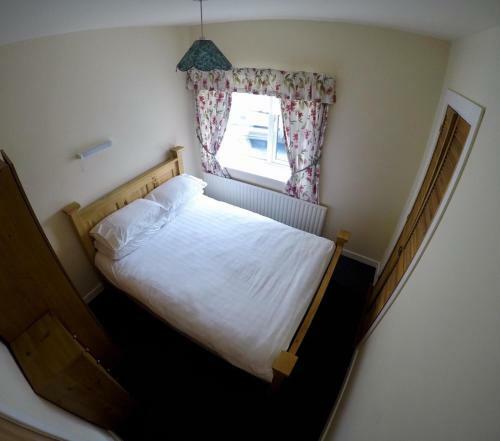 Cosy Keel Cottage