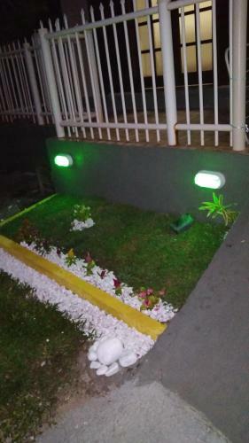 Casa P/ Fam�lia Com Vista Para O Mar