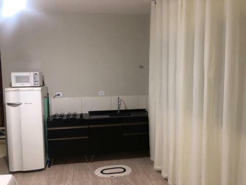 Kitnets Bem Localizada, Pr�x Ao Centro!