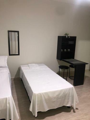 Kitnets Bem Localizada, Pr�x Ao Centro!