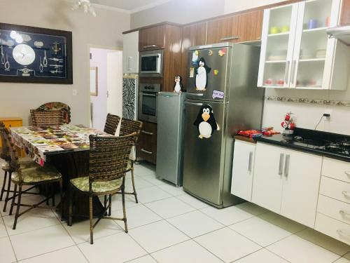 Apartamento/casa - Ilha Comprida/sp At� 10 Pessoas