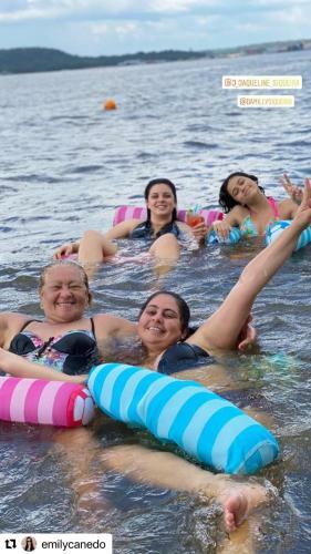 Flutuante California Dreams