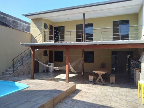 Apartamento Sobrado Com Piscina Em Caioba