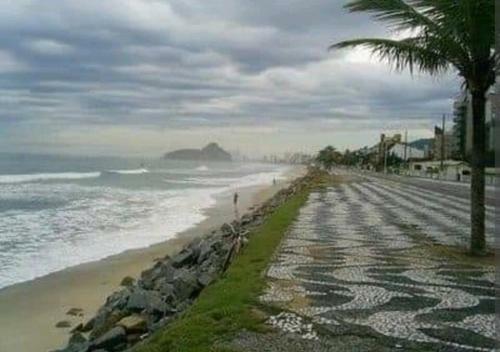 Sobrado De Caiob�