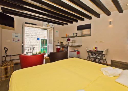 St. Stephen's Square Apartment