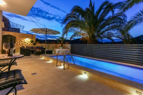 Apartamentos Villa Capitis In The Center