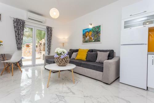 Apartamentos Villa Capitis In The Center