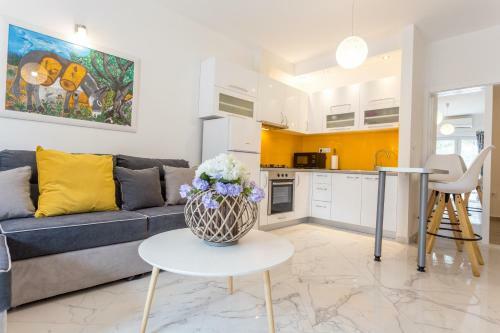 Apartamentos Villa Capitis In The Center