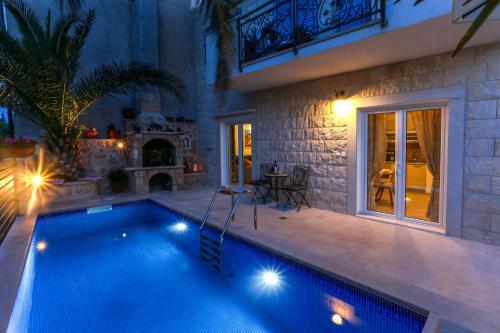 Apartamentos Villa Capitis In The Center