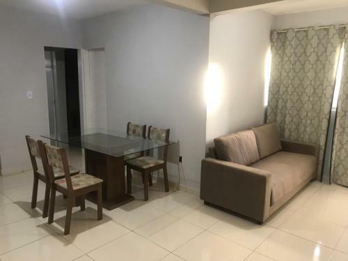 Apartamento Ed. Oliveiro Lucena