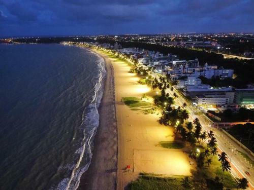 Apartamento Gold Flat - Praia de Cabo Branco - Jo�o Pessoa-pb