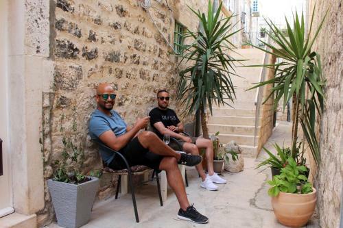 Street Garden Apartment