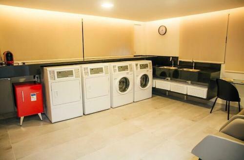 Apartamento Flat Moderno E Confort�vel 5min Da Praia Com Piscina Aquecida Na Coberto