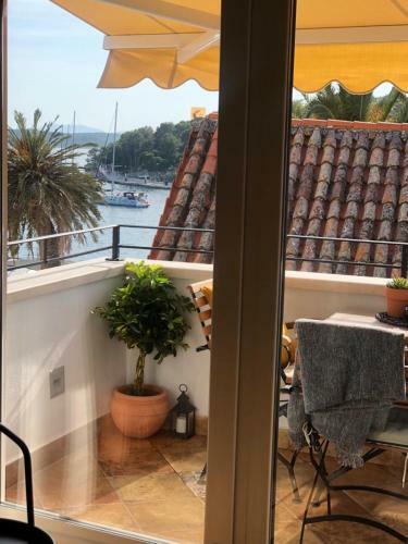 Apartamentos Azamara Old Town Residence