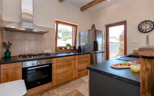 Luxury Villa Galapagos Hvar Town