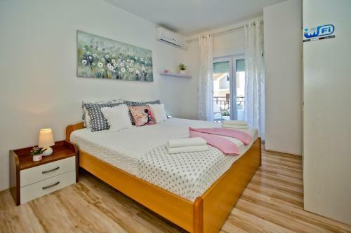 Apartments Ana II
