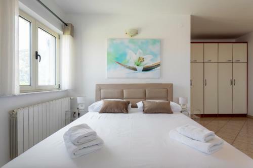 Hostal Apartments Jakic 1
