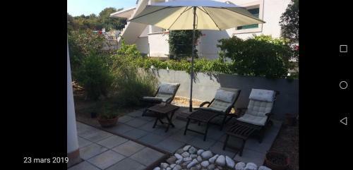 Cosy Apartment With Garden
