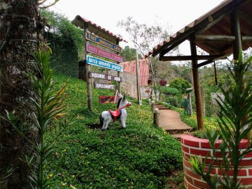 Recanto Mau� - Chal� Azaleia