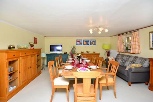Villa For