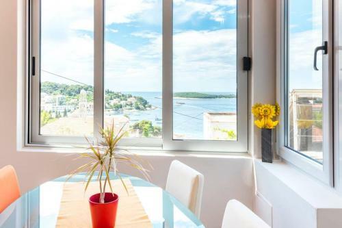 Apartment Jelka- Center Of Hvar Town