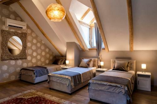 Villa Luxury Palazzo V. Pelsocz Hvar Town
