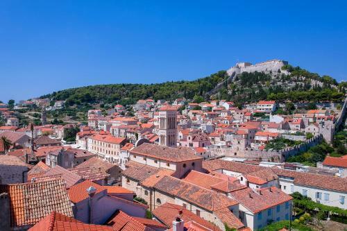 Villa Luxury Palazzo V. Pelsocz Hvar Town