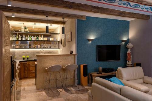 Villa Luxury Palazzo V. Pelsocz Hvar Town