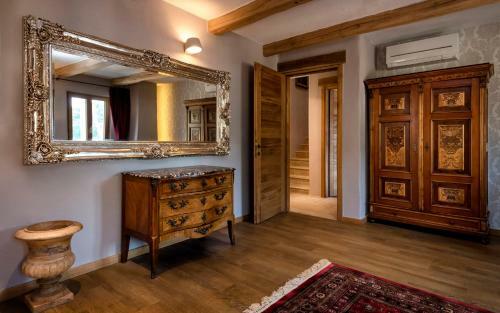 Villa Luxury Palazzo V. Pelsocz Hvar Town