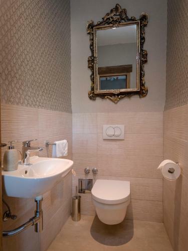 Villa Luxury Palazzo V. Pelsocz Hvar Town