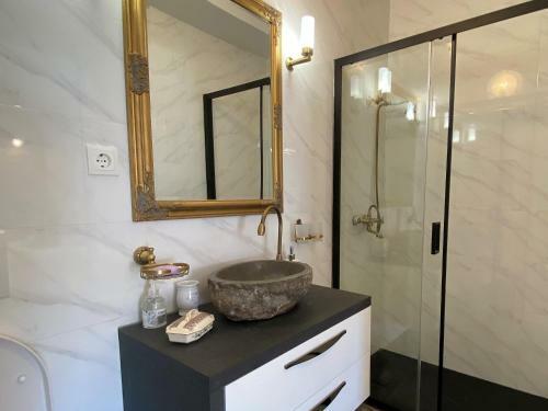 Waterfront Apartment Prosper - Hvar