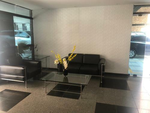 Apartamento Quarto E Sala Pr�ximo Ao Mar