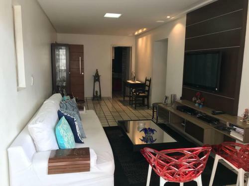 Apartamento Completo Na Ponta Verde (3 Quartos) - 2 Quadras Da Praia