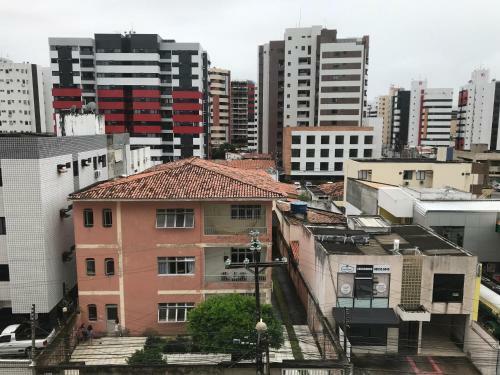 Apartamento Completo Na Ponta Verde (3 Quartos) - 2 Quadras Da Praia