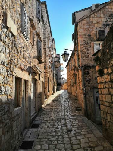Hvar Out Apartment