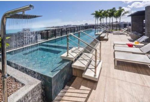 Apartamento Luxo 710-quarto E Sala Com Varanda De Frente Mar