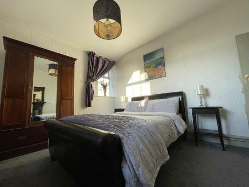 Nore View House