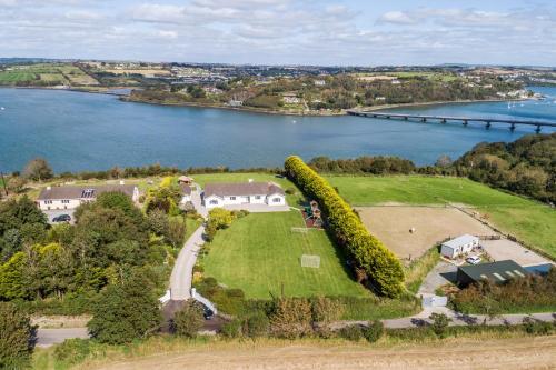 Marina Views, Kinsale, Exquisite Holiday Homes, Sleeps 16