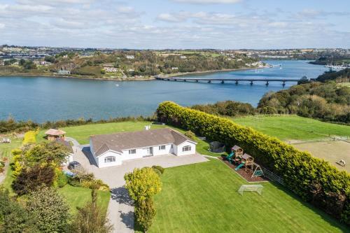 Marina Views, Kinsale, Exquisite Holiday Homes, Sleeps 16
