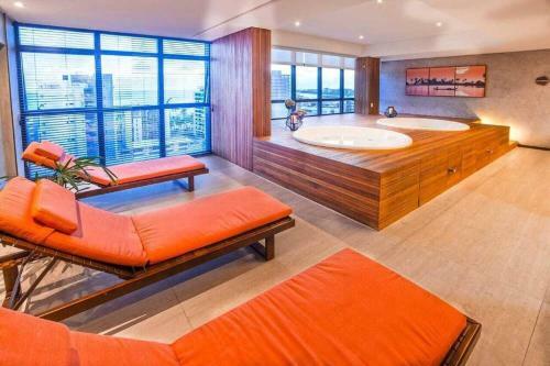Apartamento Edif�cio Time Apto 1314 - 300m Praia Ponta Verde